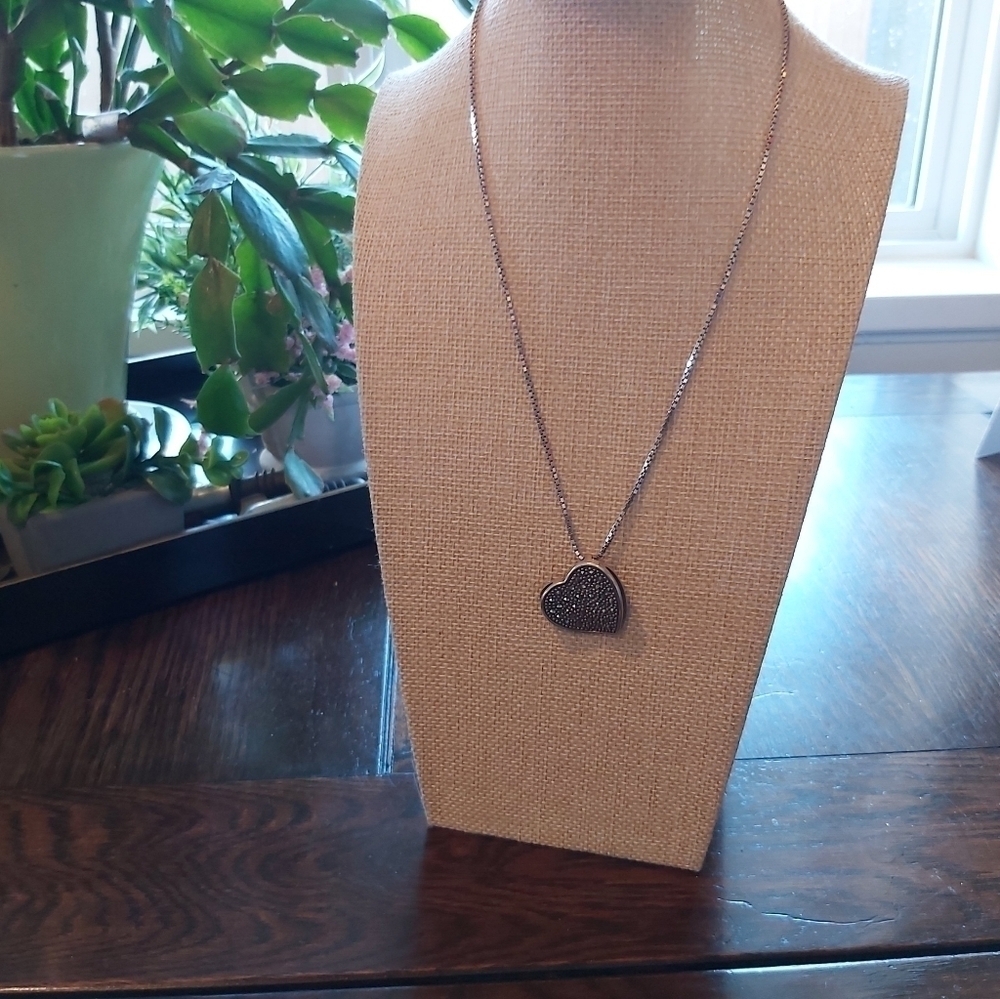Crystal silver necklace w/ box chain